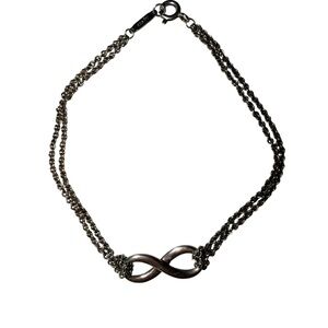 Tiffany & Co. Silver AUTHENTIC Infinity .925 infinity/8 bracelet 7in